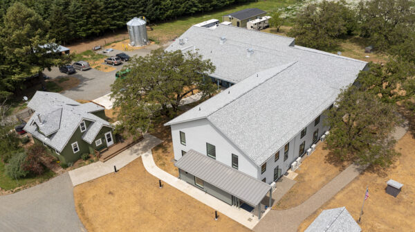 Building with Malarkey Roofing Products Silverwood Legacy Shingles in Carlton, OR